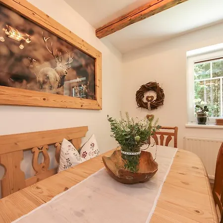 Auszeit アパート ザールフェルデン・アム・シュタイナーネン・メアー